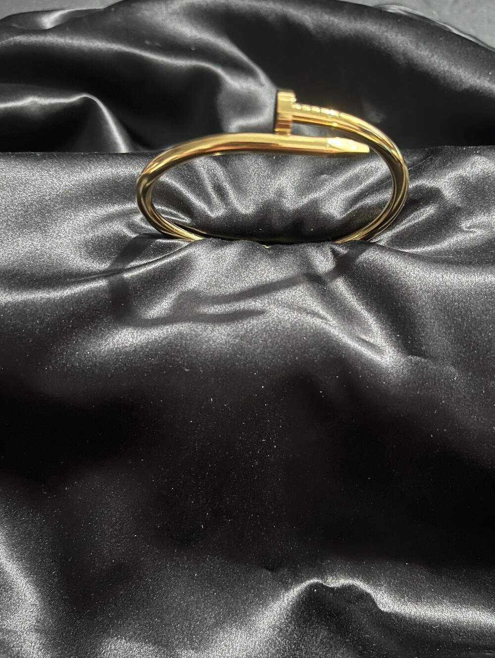 Gold-Filled Magnetic Cuff Bracelet - Gold
